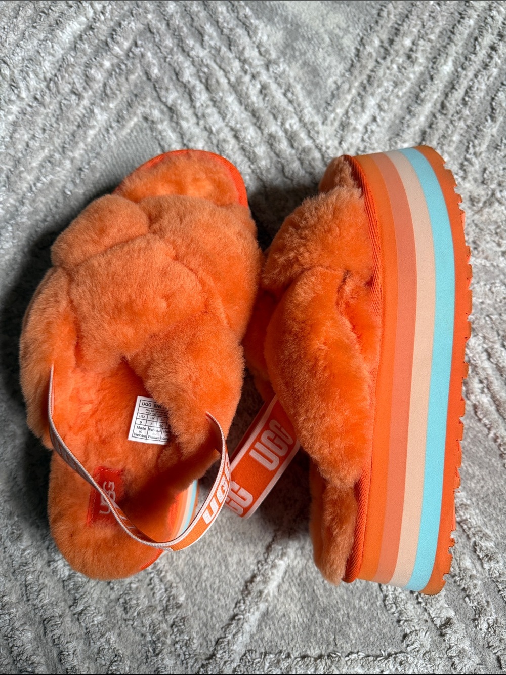 UGG Disco Knot Slide Sandal